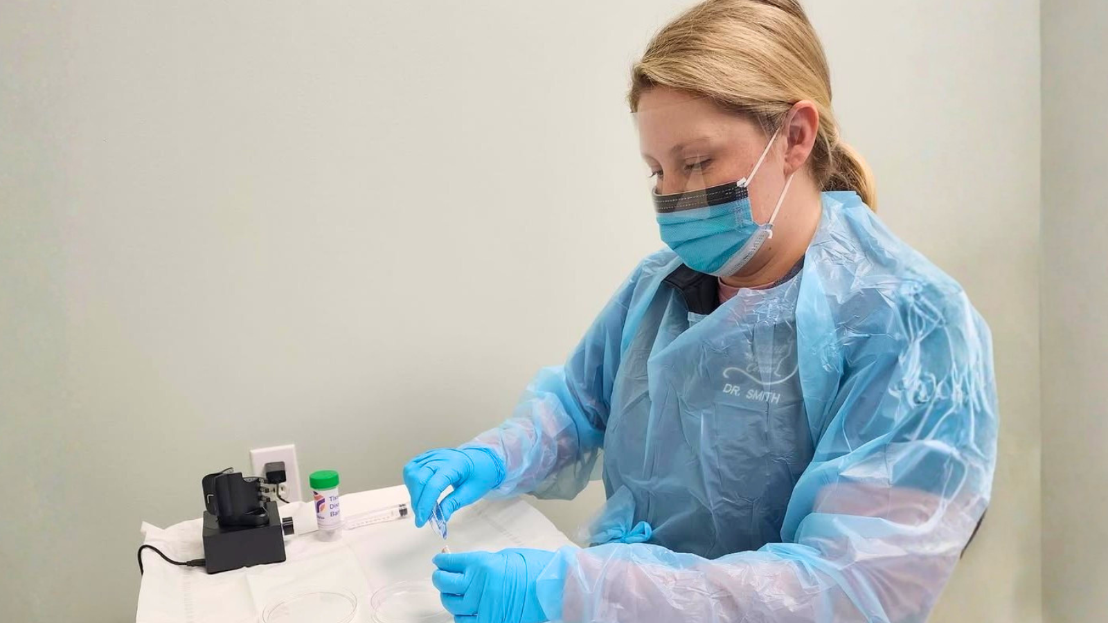 Meet Dr. Angela Smith: The vet redefining feline medicine