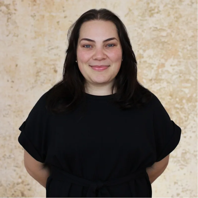 Michelle Haramboure Michelle Haramboure