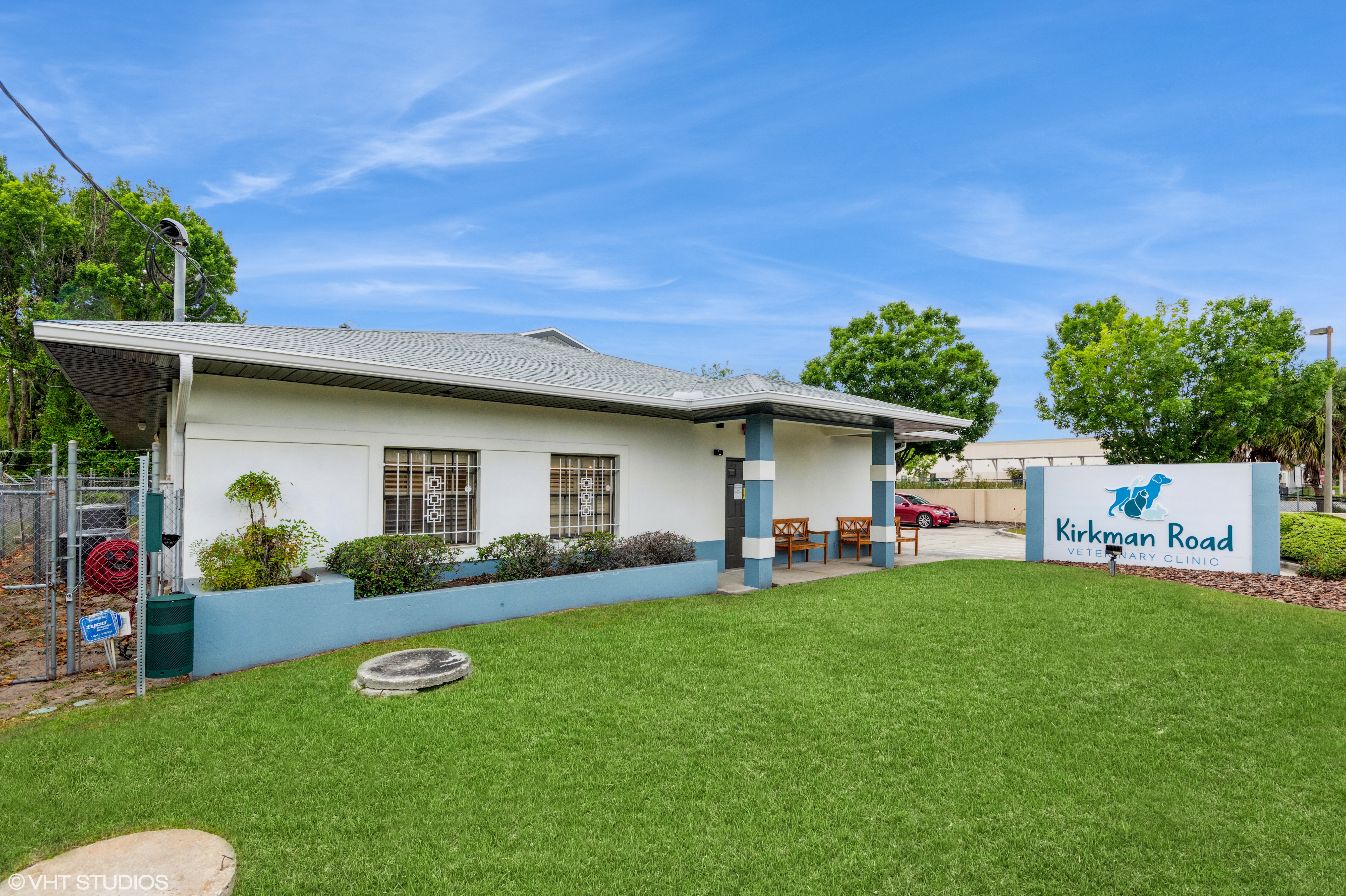Kirkman Road Veterinary Clinic Outside