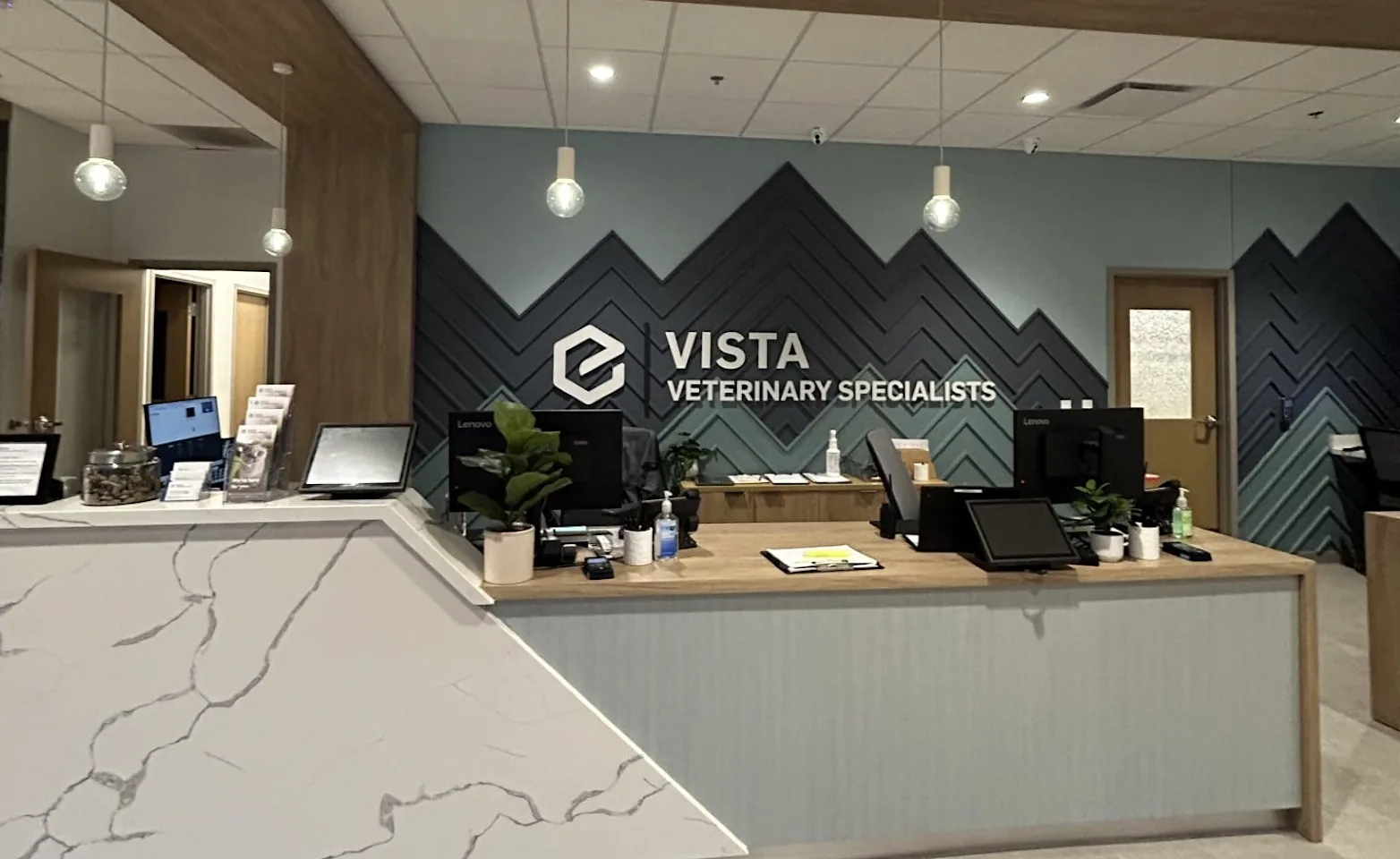 Vista Veterinary Specialists' reception desk. Vista Veterinary Specialists' reception desk.