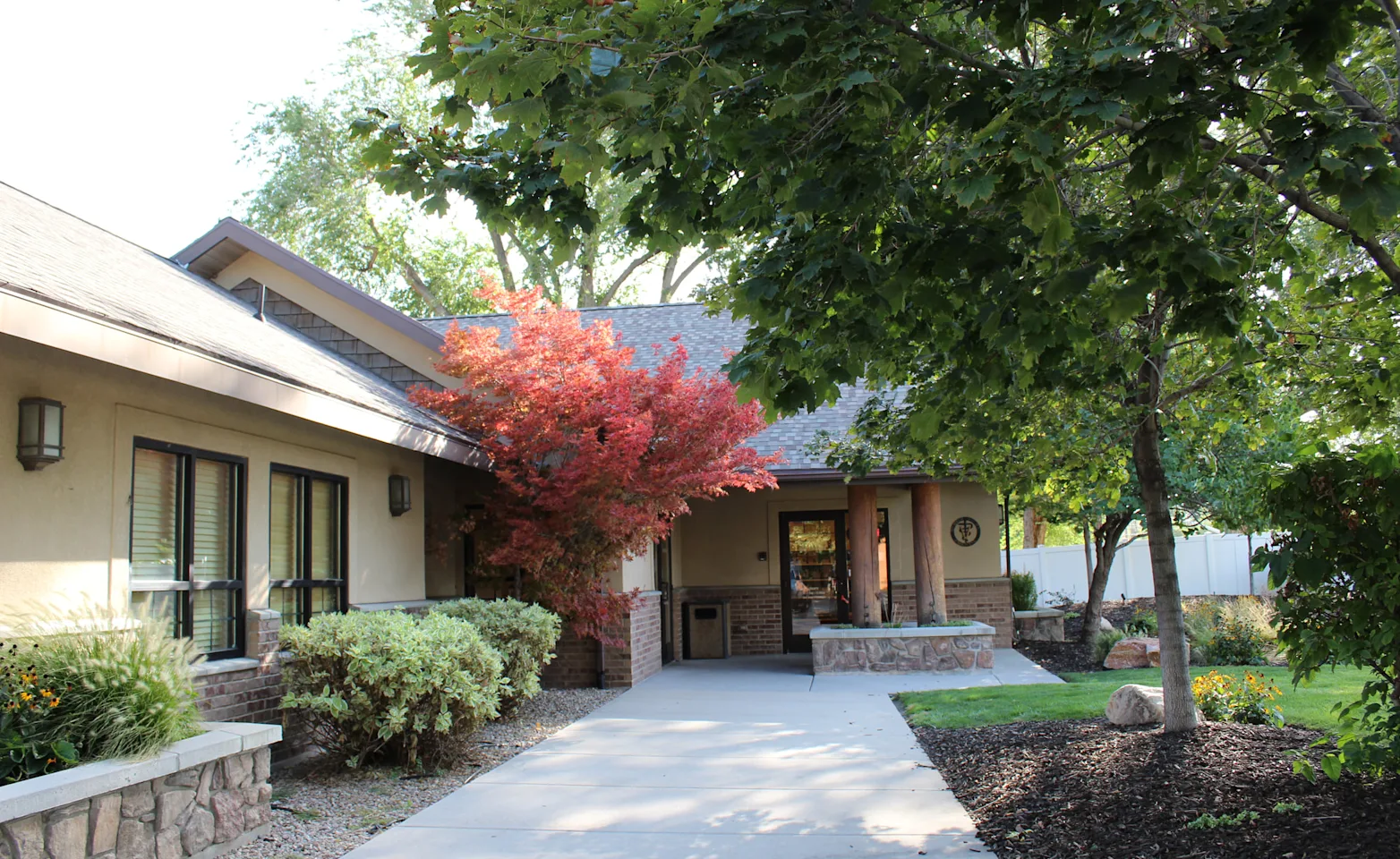 Hunter Animal Hospital front side of building