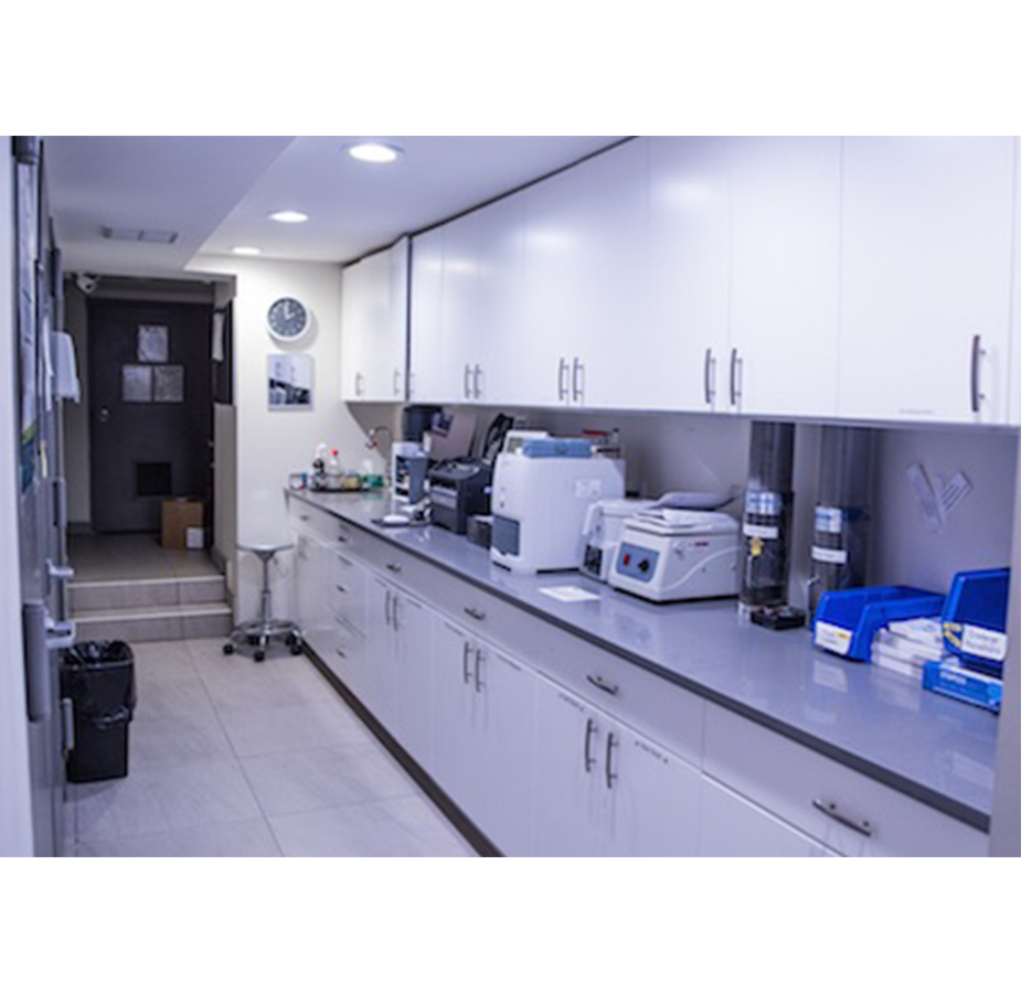 Medical equipment station