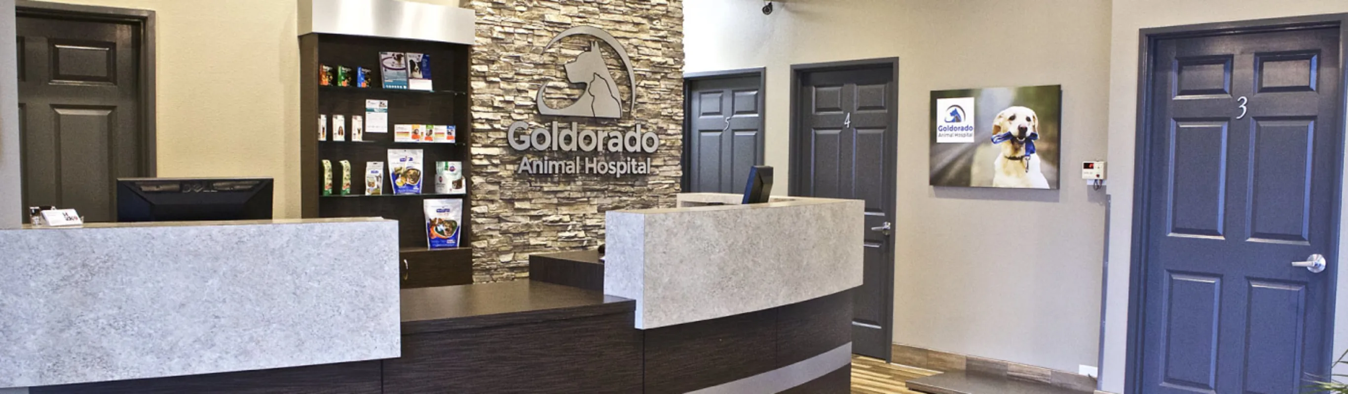 Reception desk at Goldorado Animal Hospital