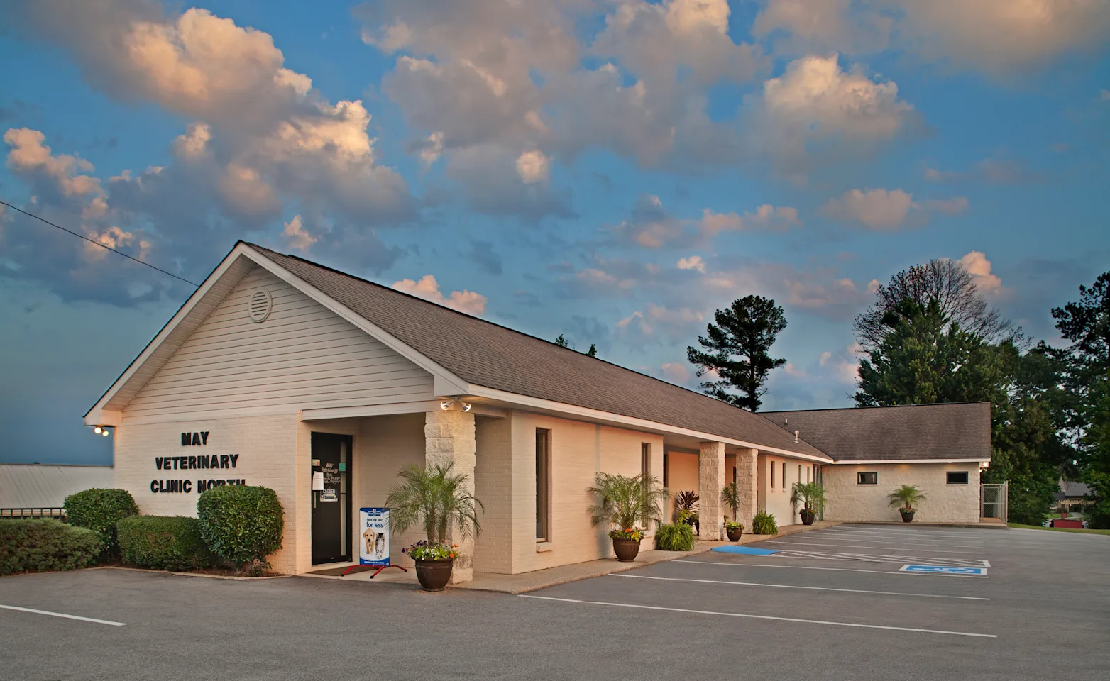 Exterior of May Veterinary Clinic Exterior of May Veterinary Clinic