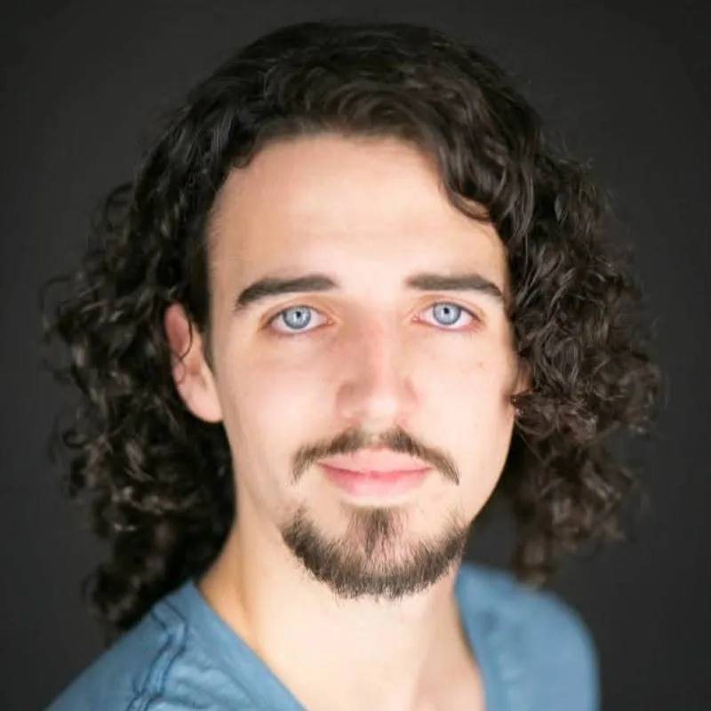Ian Bonner Ian Bonner