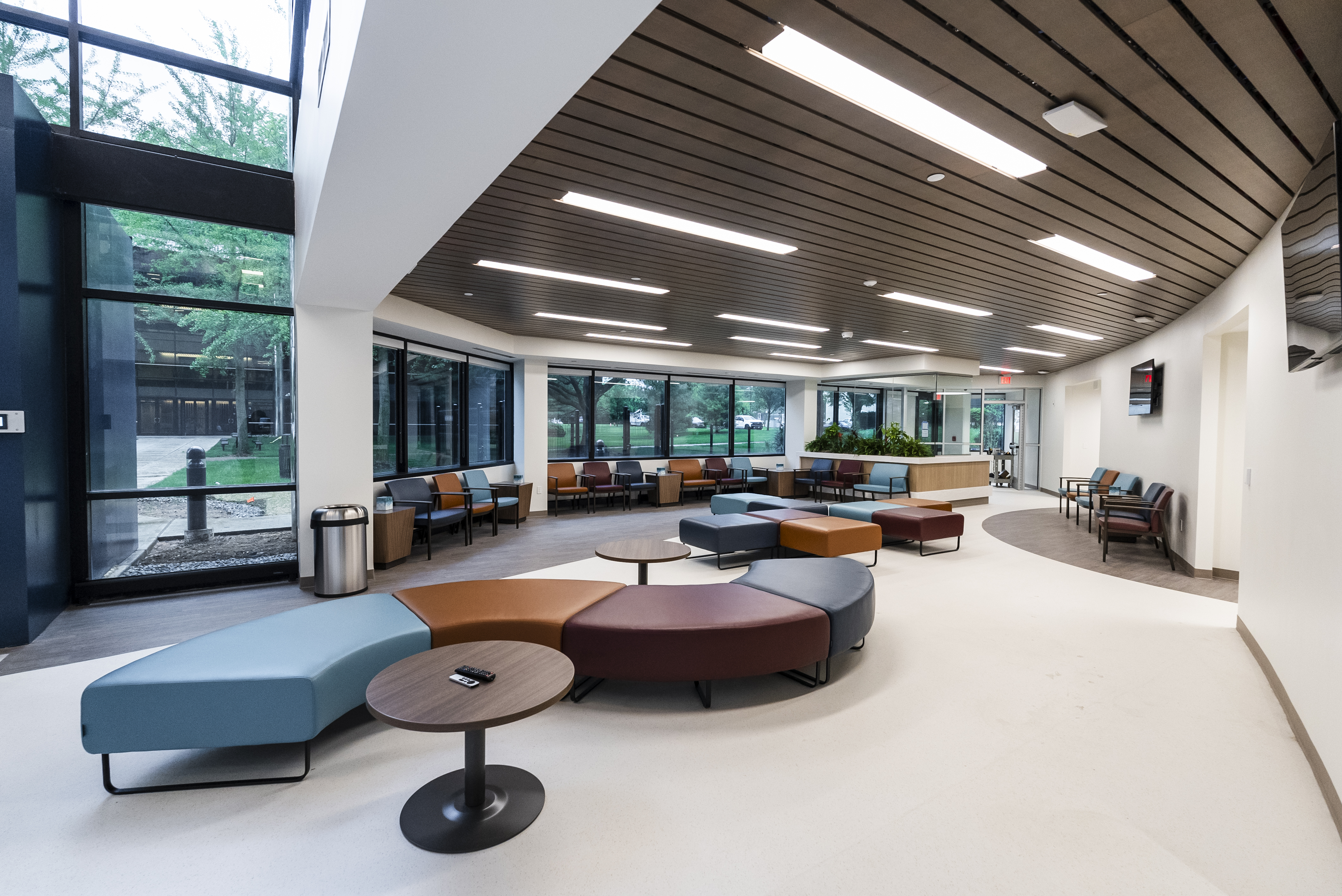 Red Bank Veterinary Hospital - Tinton Falls interior of new building