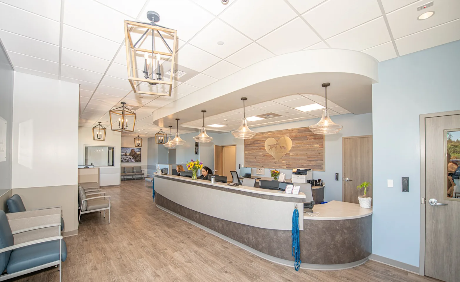 Inside of Animal Emergency & Specialty Center - Poulsbo Inside of Animal Emergency & Specialty Center - Poulsbo