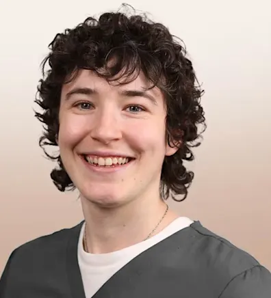Dr. Livia Shelson Dr. Livia Shelson