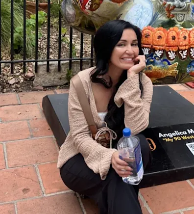 Iris Estrada Iris Estrada