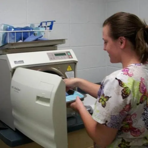 Thiensville-Mequon Small Animal Clinic Autoclave