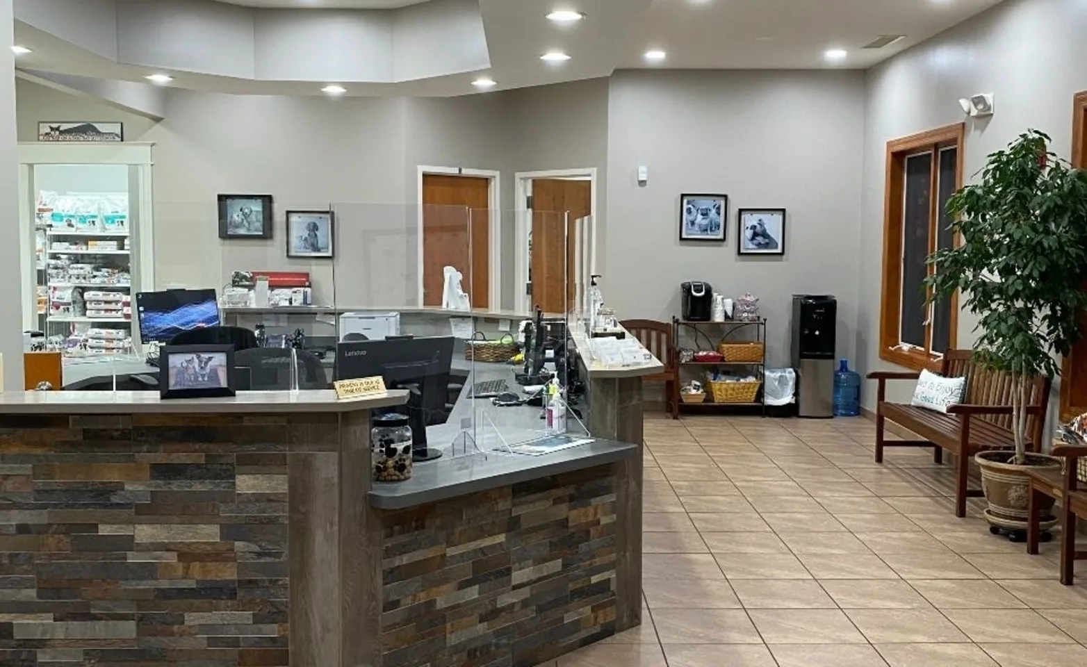 Lobby at Valley Animal Hospital