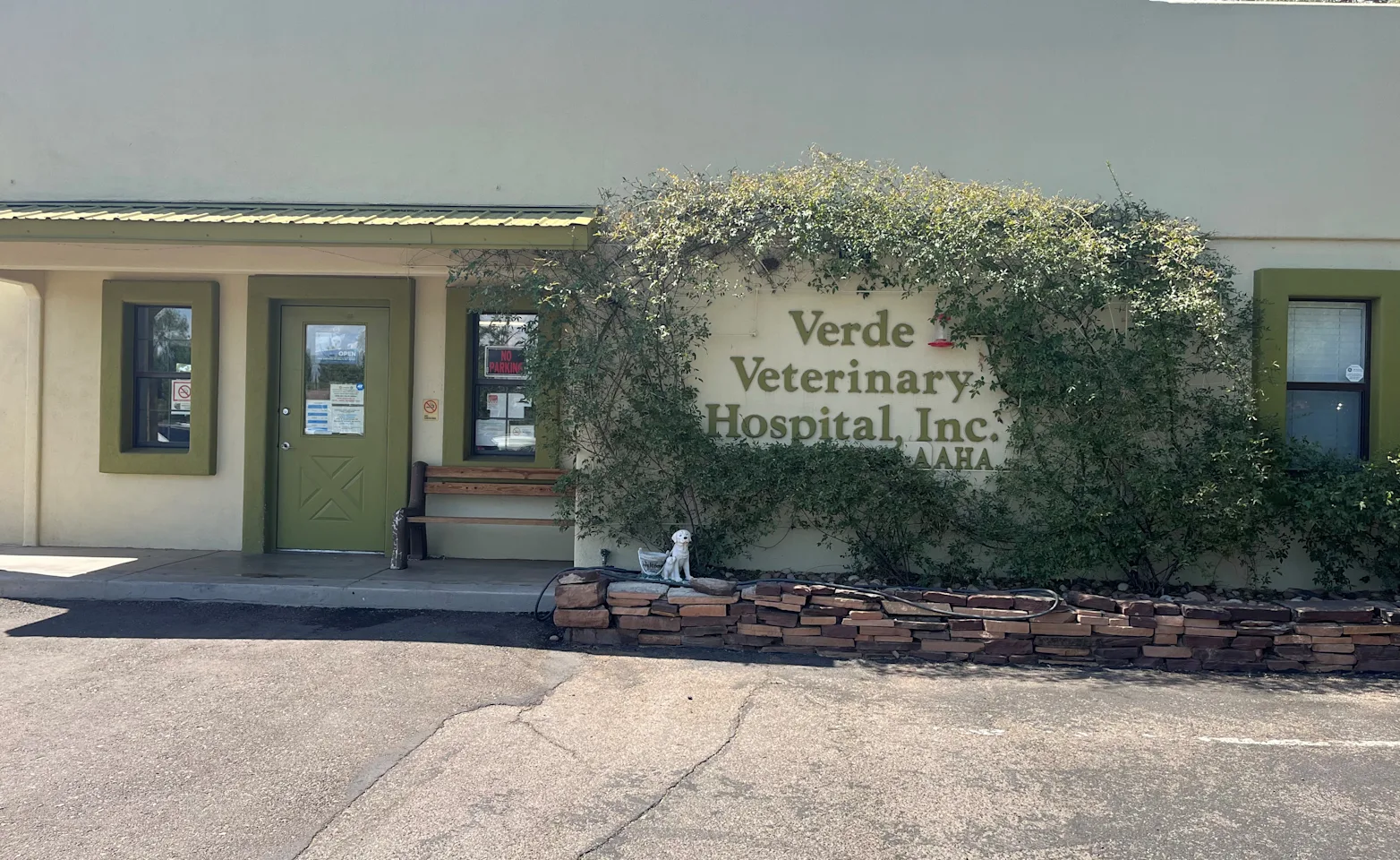 Hopsital Front Exterior Hopsital Front Exterior