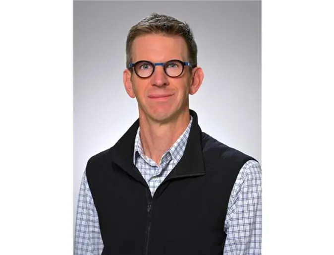 Dr. Peter Chapman Dr. Peter Chapman