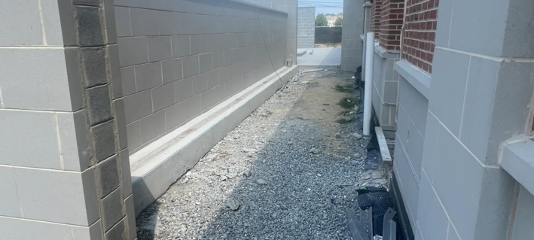 Construction of fenced area in Virginia Veterinary Centers Construction of fenced area in Virginia Veterinary Centers