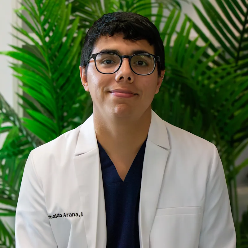 Dr. Ubaldo Arana Dr. Ubaldo Arana