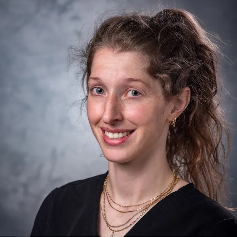 Kaitlin Esary Kaitlin Esary