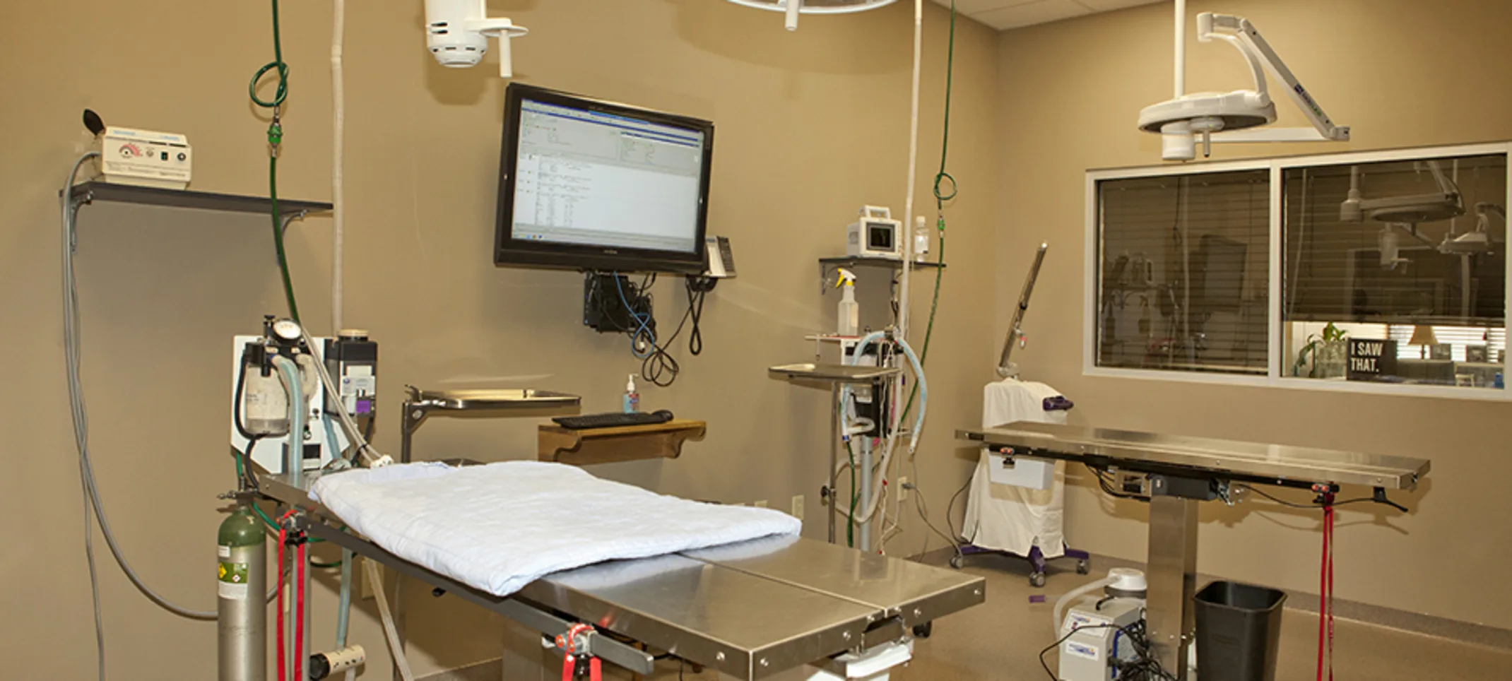 surgery room surgery room