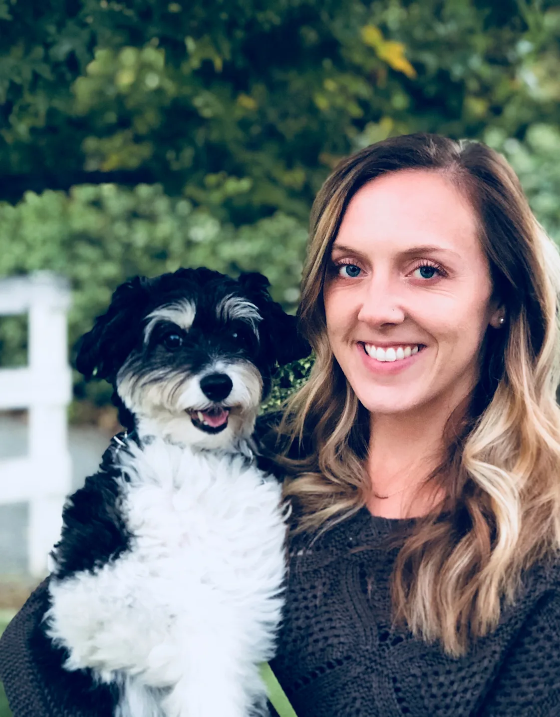 Dr. Andrea Stastny Dr. Andrea Stastny