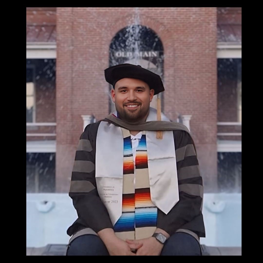 Dr. Gerardo Vela