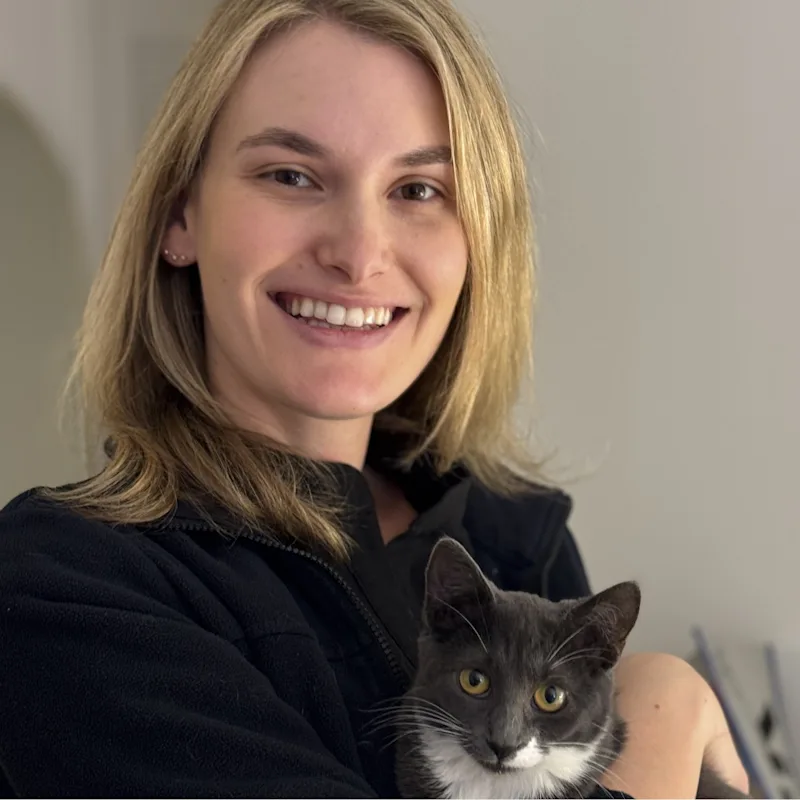 Dr. Amanda Henry Dr. Amanda Henry