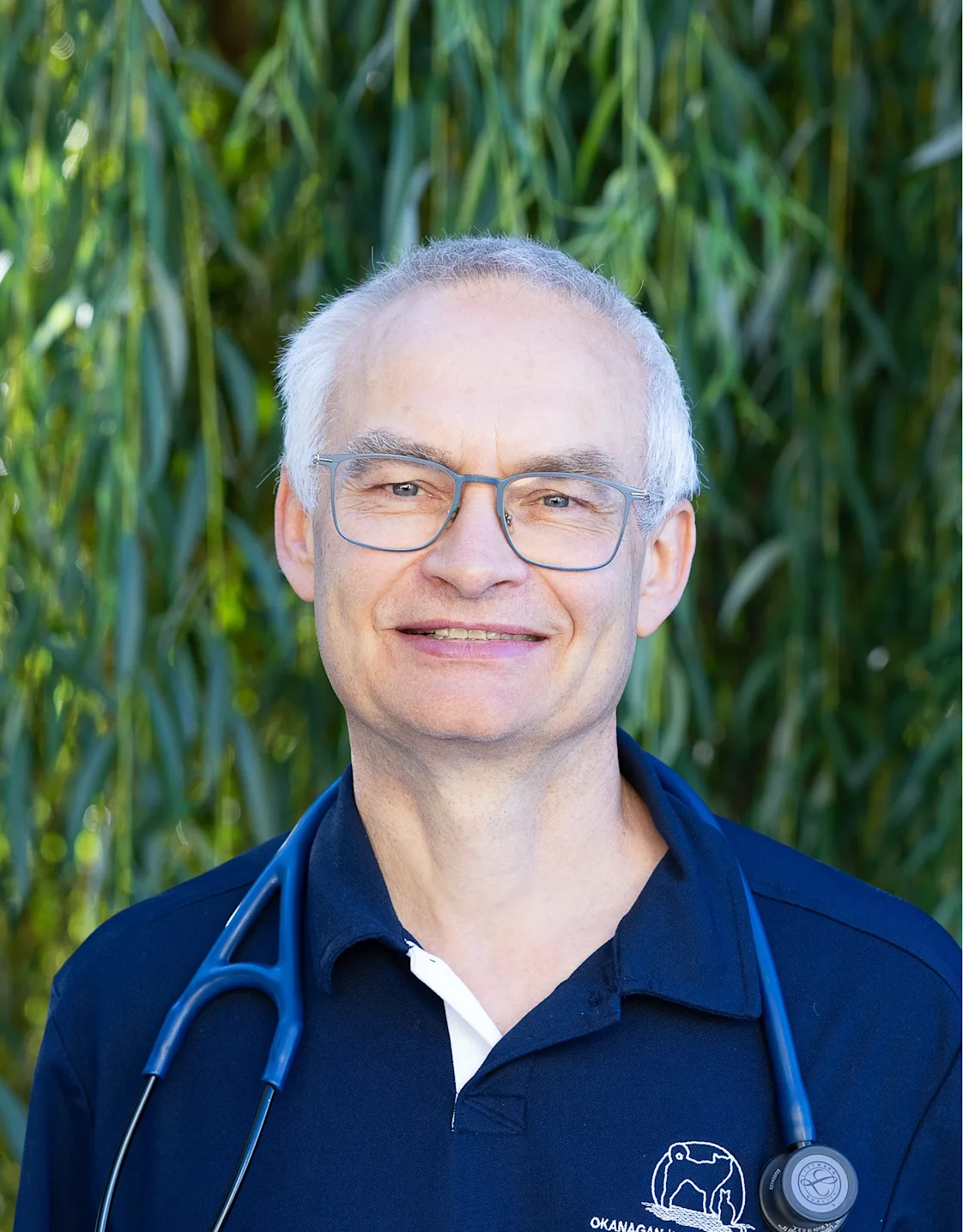 Marco Veenis holding a dog. Marco Veenis holding a dog.