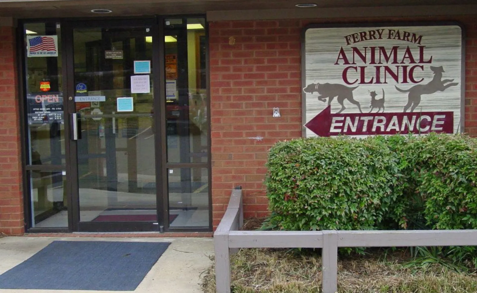 Ferry Farm Animal Clinic Front Entrance
