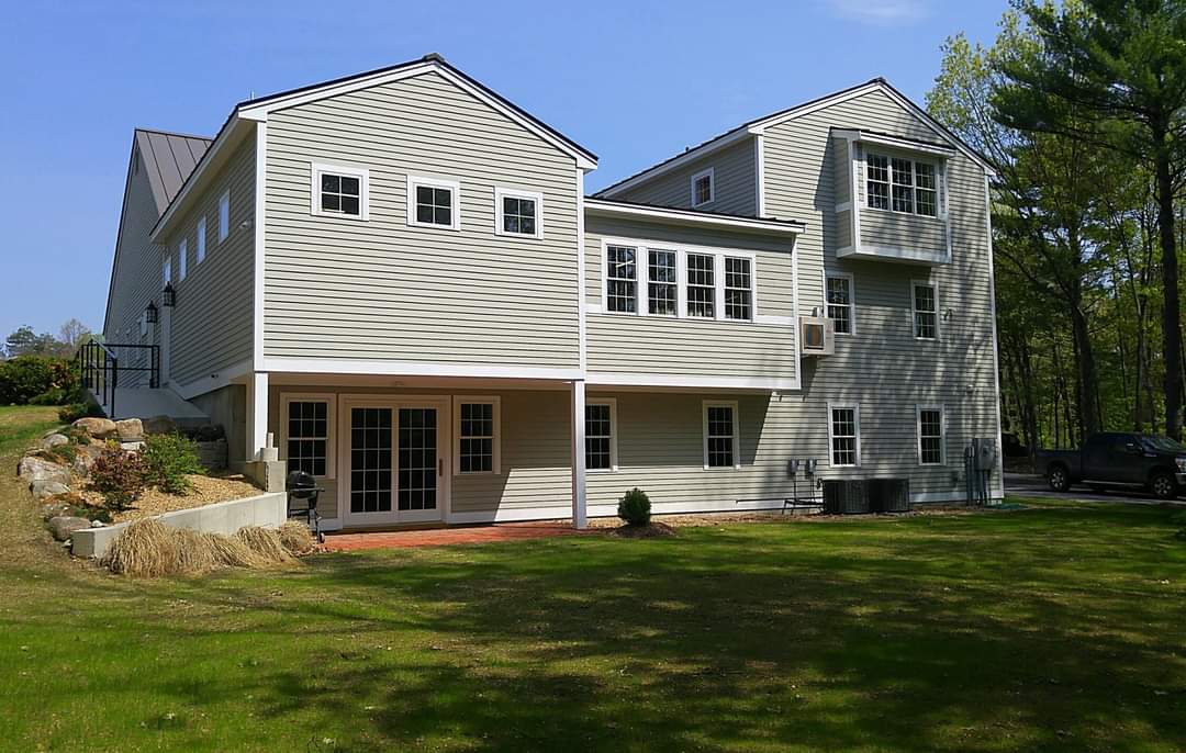 Outside Henniker Veterinary Hospital.