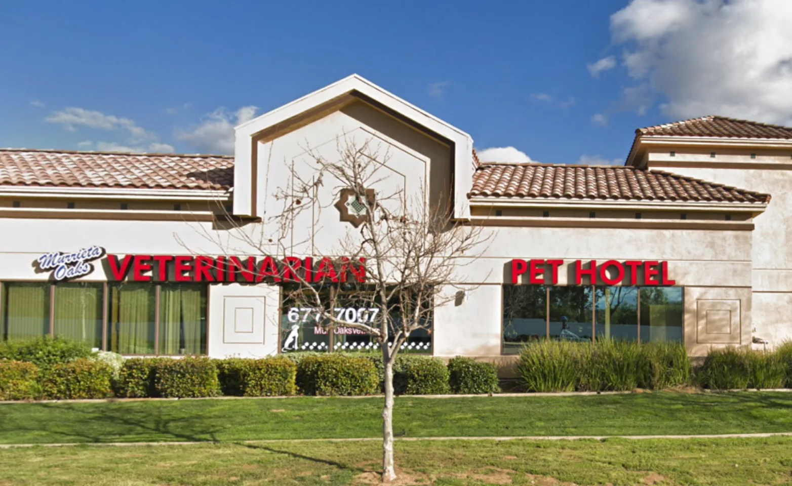 Murrieta Oaks Veterinary Hospital Exterior