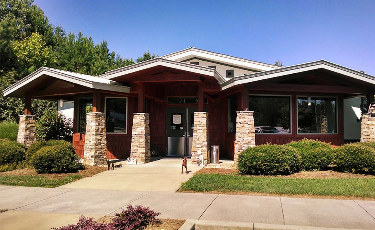The front of Lake Chatuge Animal Hospital The front of Lake Chatuge Animal Hospital