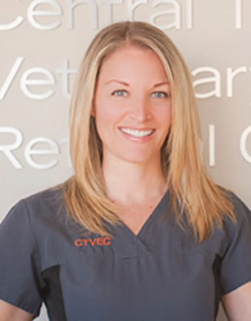 Lisa Rattray | Central Toronto Veterinary Referral Clinic
