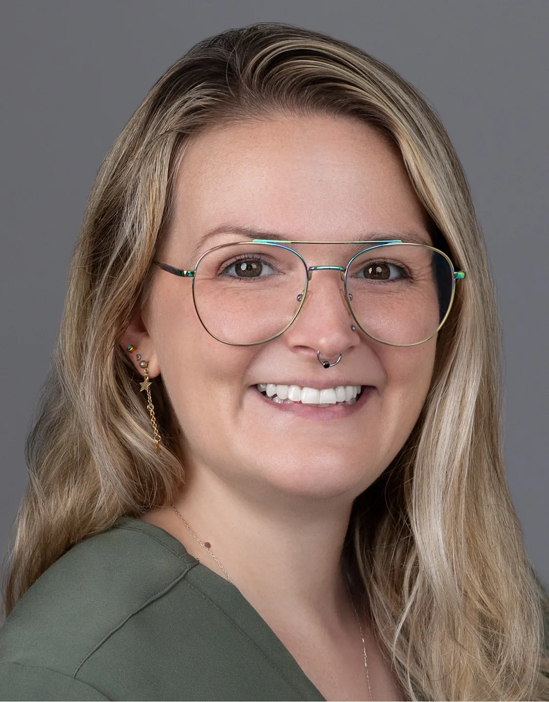 Kaitlin Esson Kaitlin Esson