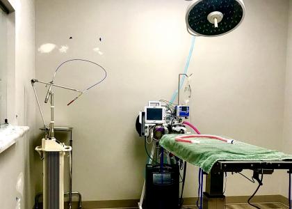 Operating Room and table at Desert Hills Animal Hospital