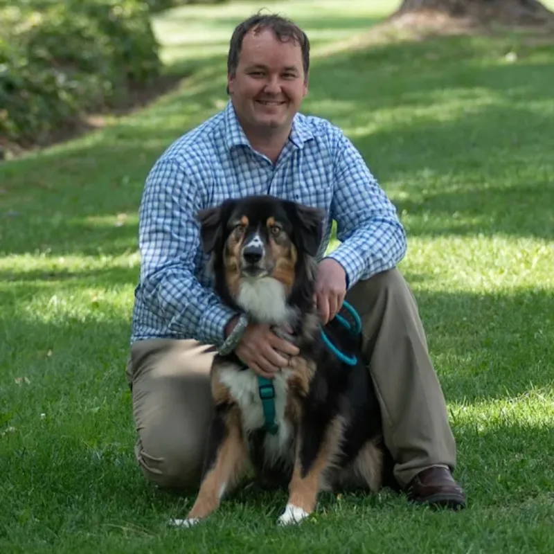 Dr. Scott Henderson Dr. Scott Henderson