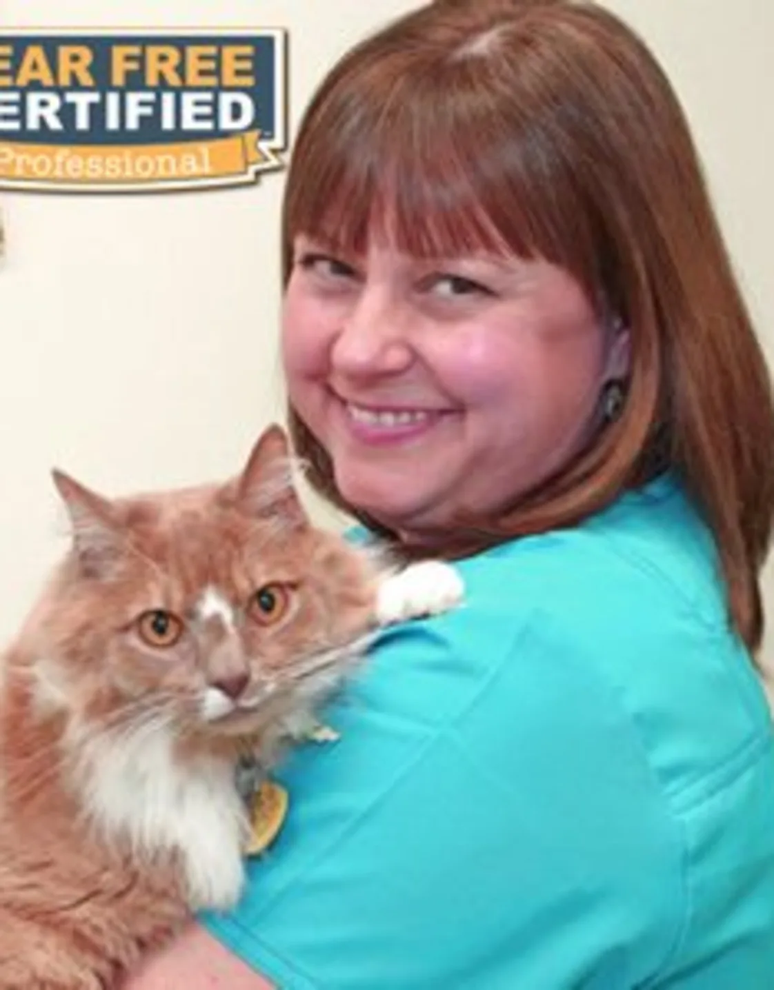 Lisa holding a cat Lisa holding a cat