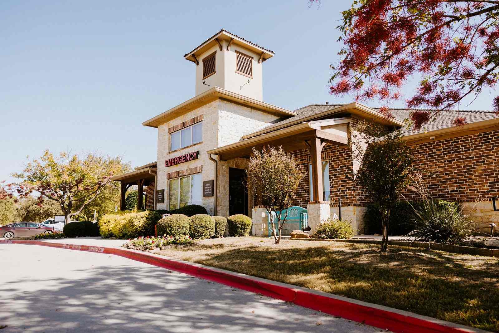Exterior view of Dallas Veterinary Dentistry & Oral Surgery.