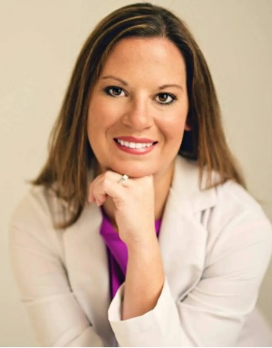 Dr. Sarah Lindhurst Dr. Sarah Lindhurst