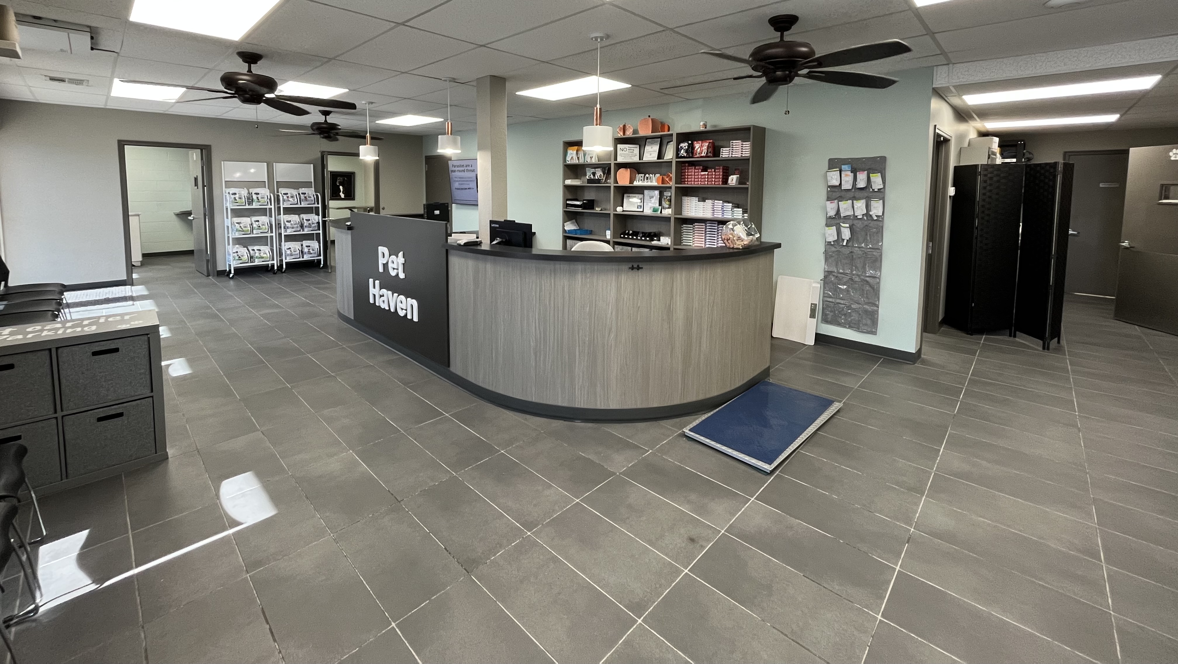 The lobby and east door of Pet Haven 