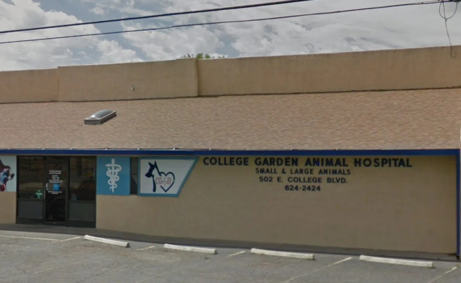Front Office of College Garden Animal Hospital Front Office of College Garden Animal Hospital