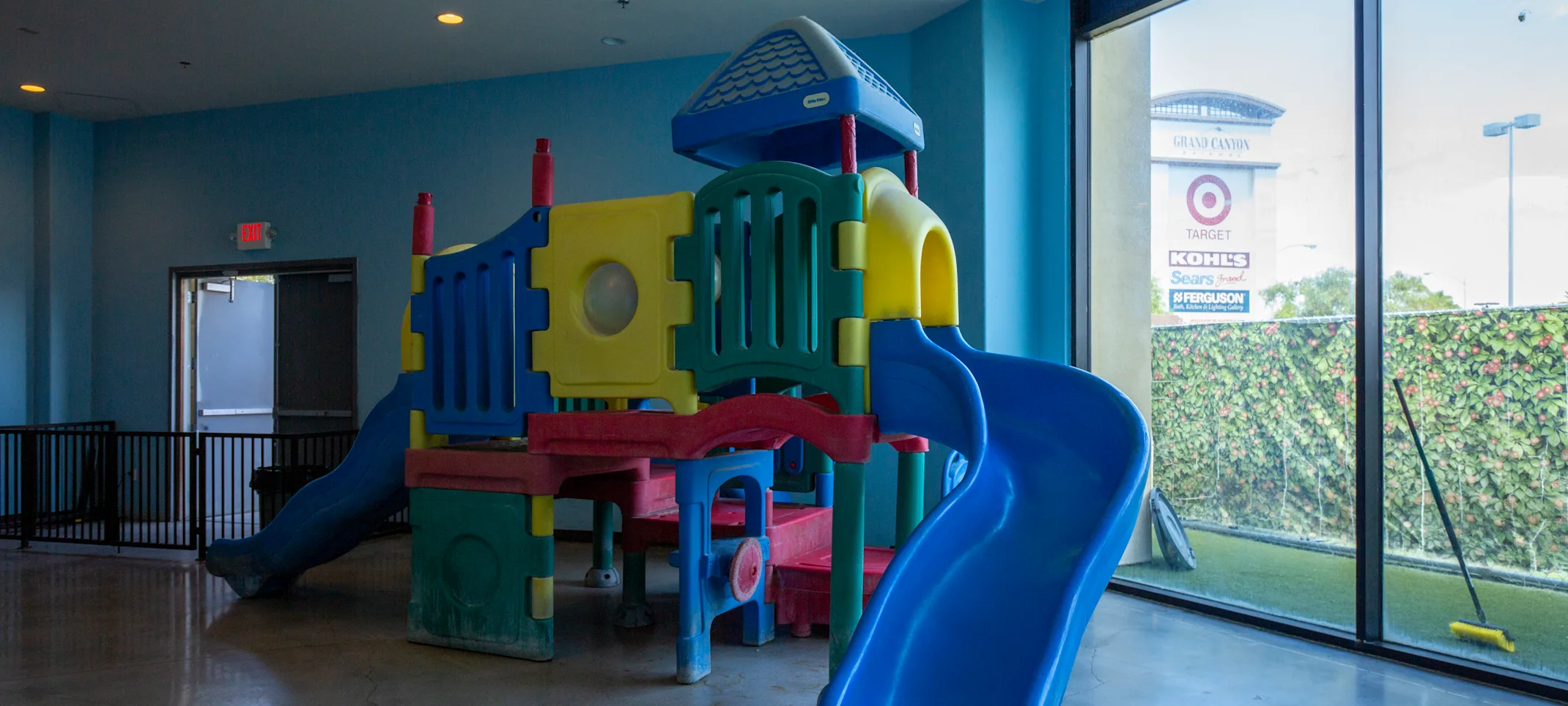 Dog Play Ground Dog Play Ground