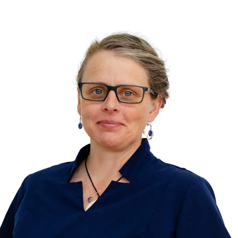 Kim McCallum Kim McCallum