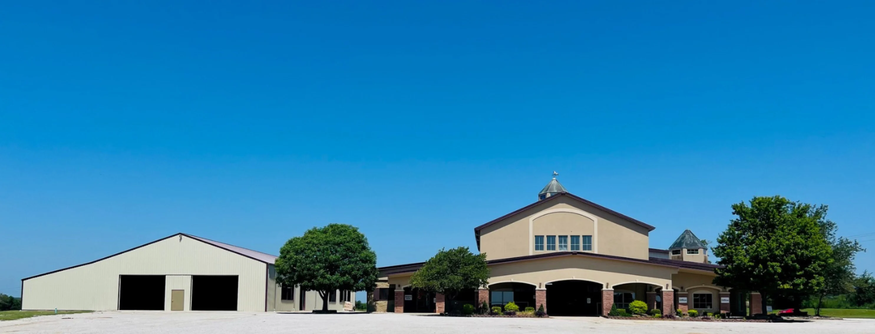 Pine Ridge Equine Hospital Facility 