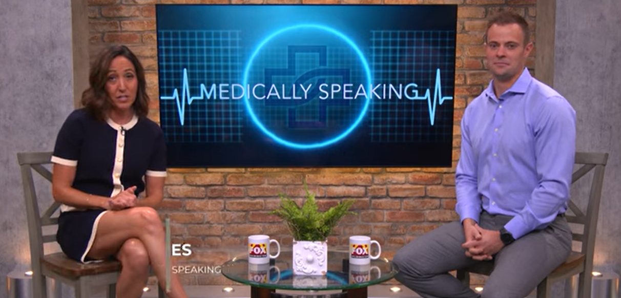 Two news anchor hosts talking about Hip Dysplasia.