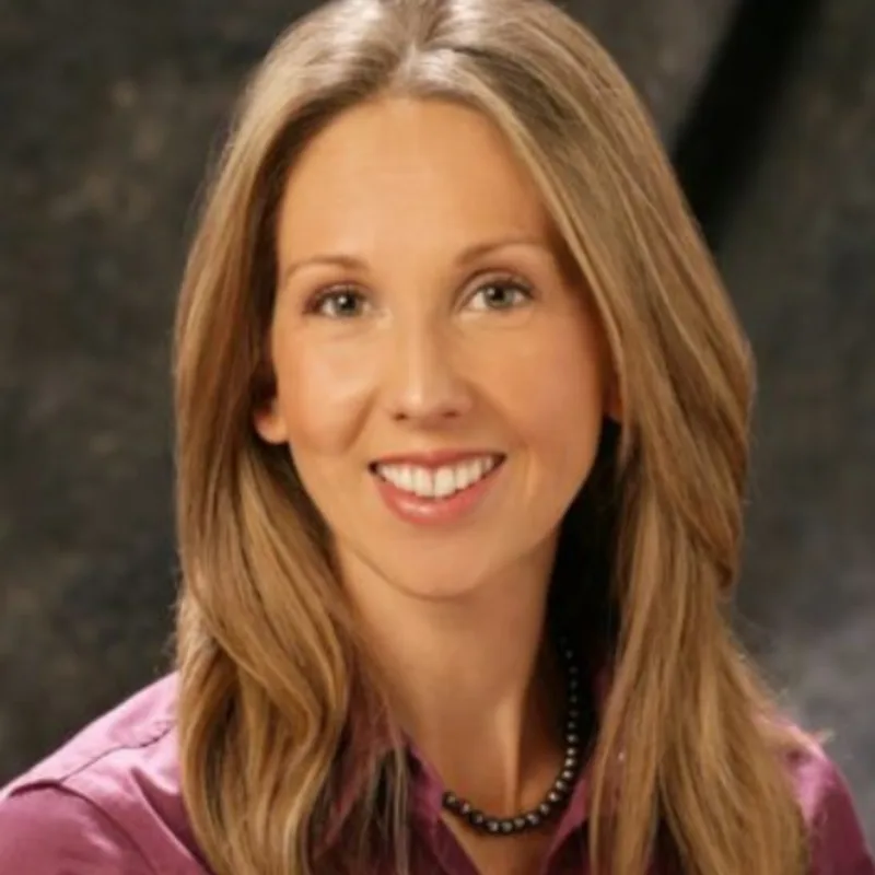 Elizabeth Kollar Elizabeth Kollar