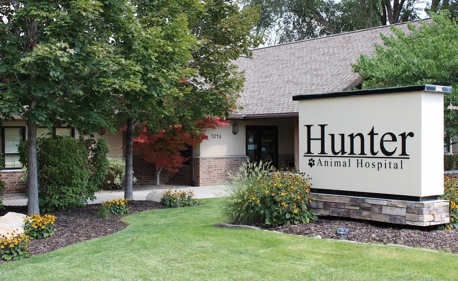Front view of Hunter Animal Hospital building Front view of Hunter Animal Hospital building