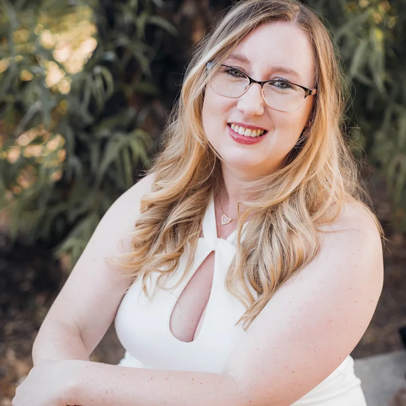Dr. Ashley Hennessey Dr. Ashley Hennessey