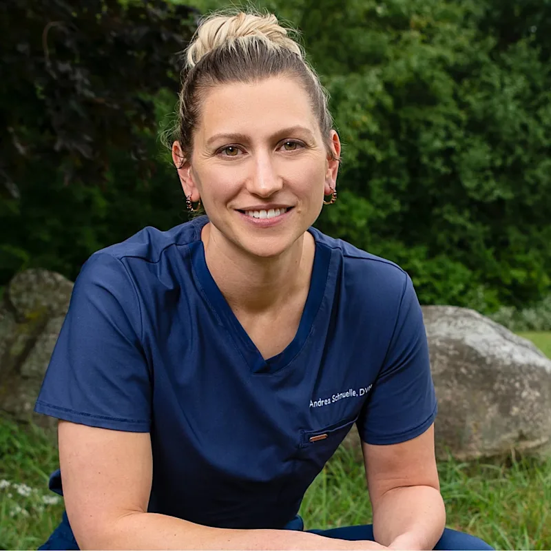 Dr. Andrea Schnuelle Dr. Andrea Schnuelle