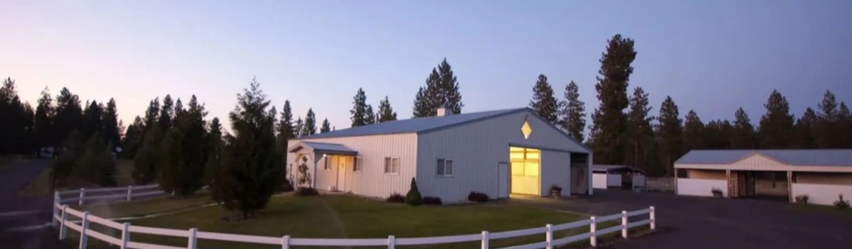 McKinlay & Peters Equine Hospital at night McKinlay & Peters Equine Hospital at night