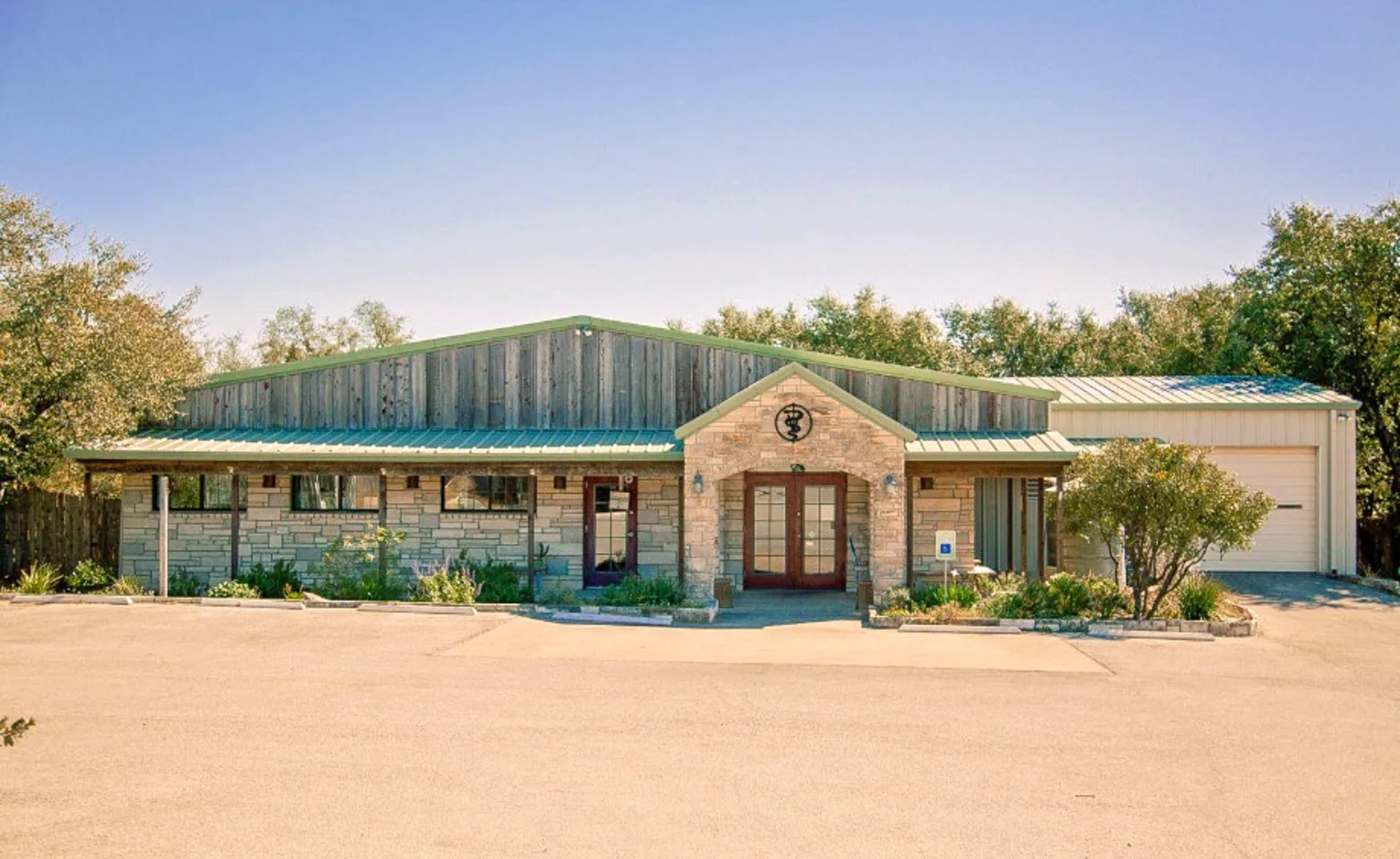 Dripping Springs Animal Hospital Building Exterior Dripping Springs Animal Hospital Building Exterior