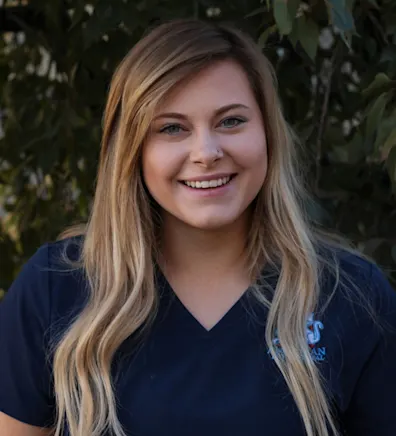 Makenzie from American Pet Hospital Makenzie from American Pet Hospital
