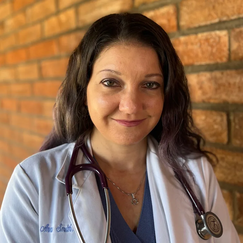 Anna Smith Anna Smith